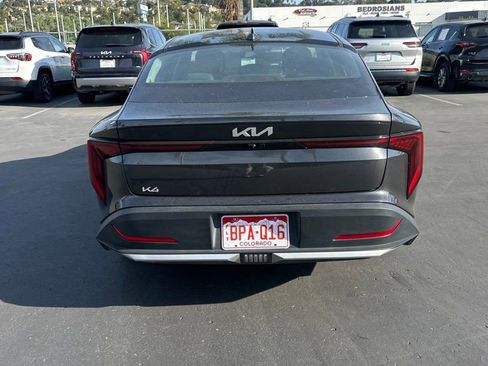 Used 2025 Kia K4 LXS image 10