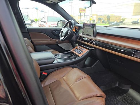 Used 2020 Lincoln Aviator Reserve w/ Equipment Group 202A AWD/4WD image 13