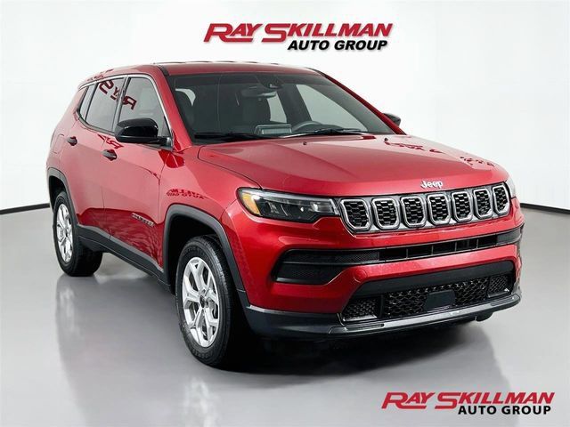 Used 2025 Jeep Compass Sport AWD/4WD image 1