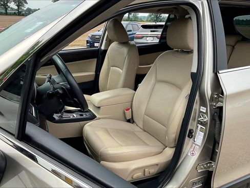 Used 2018 Subaru Outback 2.5i Limited image 7