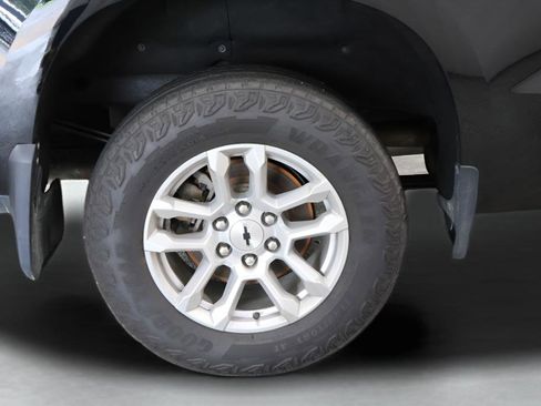 Used 2023 Chevrolet Silverado 1500 RST w/ Z71 Off-Road Package image 31