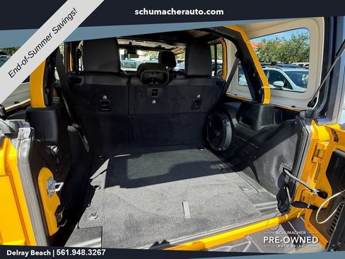 Used 2021 Jeep Wrangler Unlimited Sahara AWD/4WD image 15