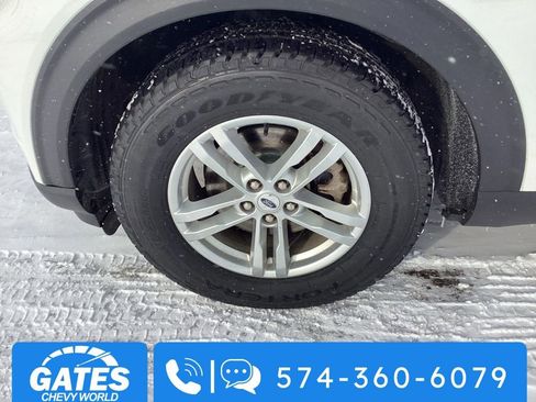 Used 2023 Ford Explorer XLT w/ Equipment Group 202A image 34