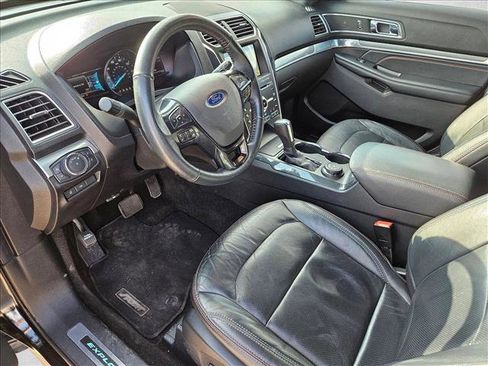 Used 2018 Ford Explorer Sport w/ Equipment Group 401A image 9