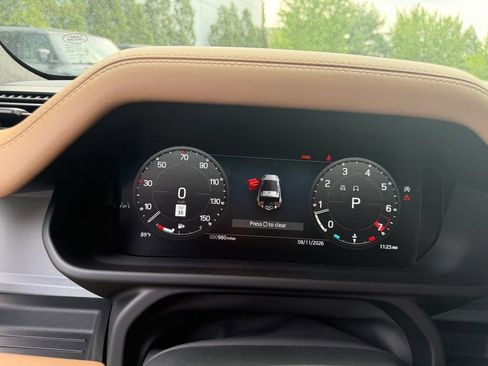 Used 2026 Land Rover Defender 90 V8 AWD/4WD image 14
