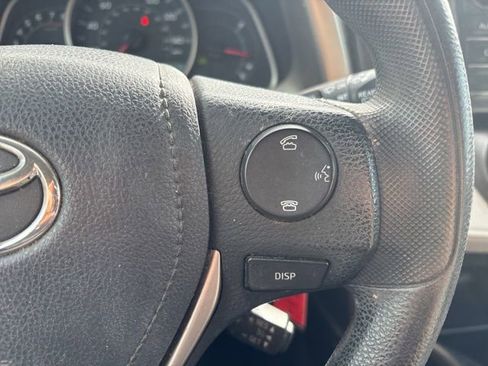 Used 2015 Toyota RAV4 LE AWD/4WD image 19