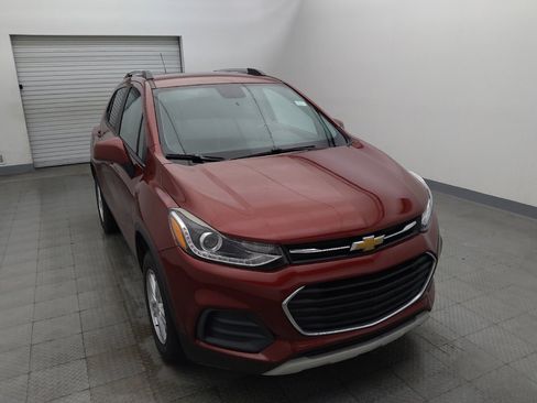 Used 2022 Chevrolet Trax LT w/ Driver Confidence Package AWD/4WD image 14
