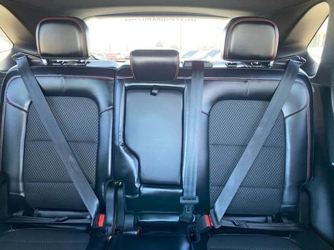 Used 2023 Ford Escape ST-Line image 11