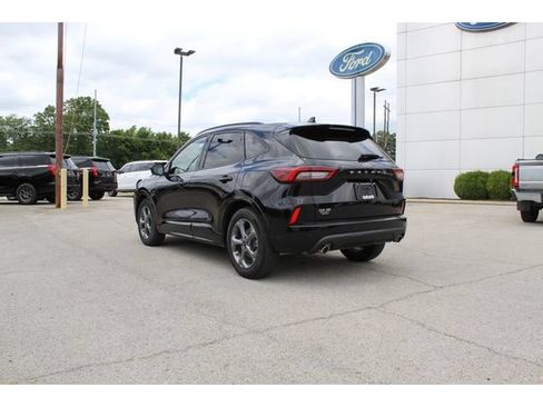 Used 2024 Ford Escape ST-Line w/ Tech Pack #1 FWD image 3