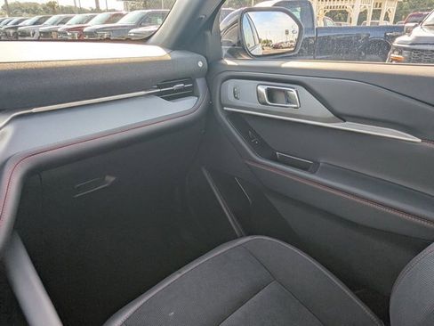 New 2025 Ford Explorer ST image 18