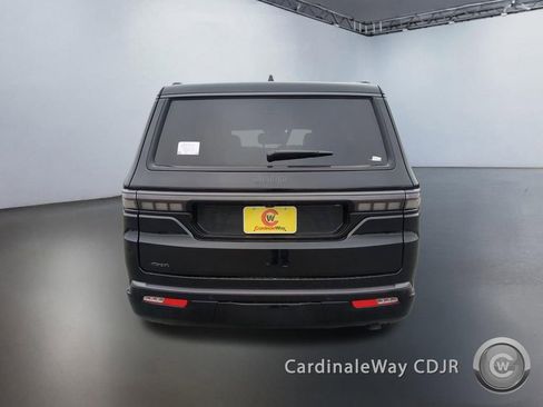 New 2026 Jeep Grand Wagoneer Limited image 4