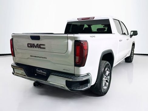 Used 2026 GMC Sierra 1500 SLT AWD/4WD image 9