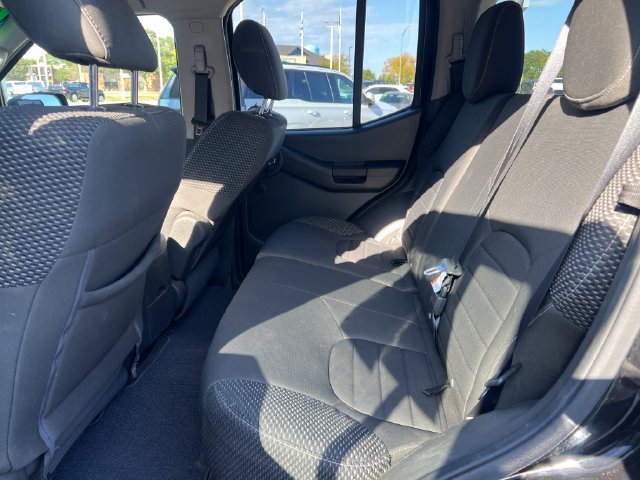 Used 2013 Nissan Xterra PRO-4X AWD/4WD image 15