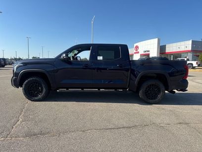 New 2026 Toyota Tundra SR5 w/ SR5 Premium Package