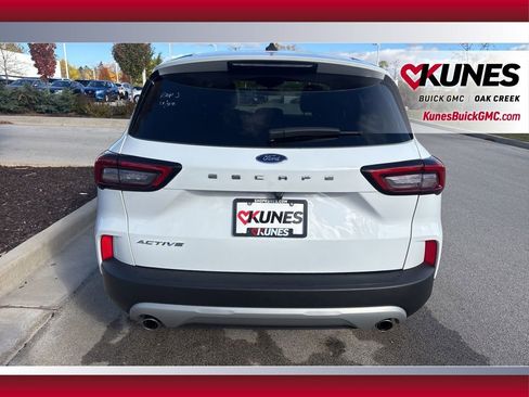 Used 2024 Ford Escape Active image 5