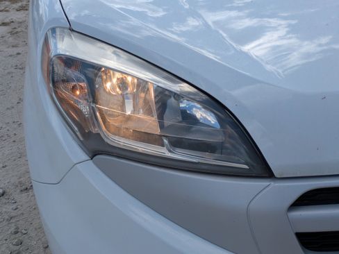 Used 2018 RAM ProMaster City SLT w/ Lights & Wheels Group image 9