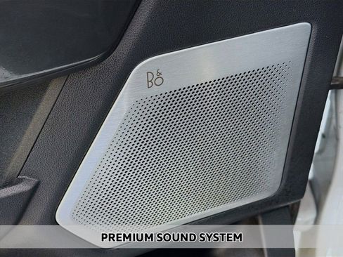 Used 2023 Ford F150 Lariat w/ Equipment Group 502A High image 5