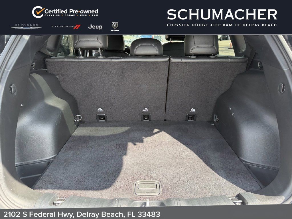 Certified 2024 Jeep Compass Latitude AWD/4WD image 18