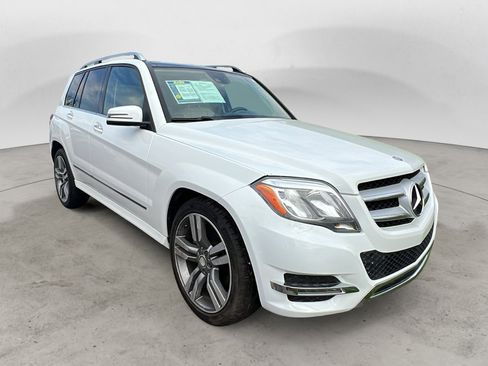Used 2015 Mercedes-Benz GLK 350 4MATIC image 7