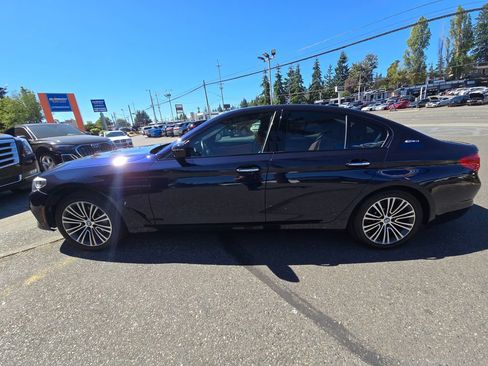 Used 2018 BMW 530e RWD image 4