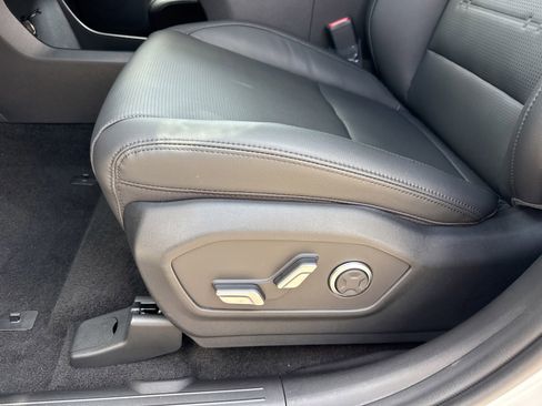 New 2026 Hyundai Santa Fe Limited FWD image 11