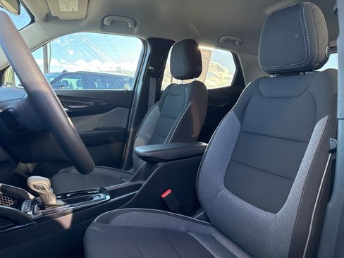 Used 2025 Chevrolet TrailBlazer LT image 9
