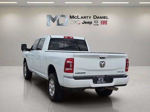 Used 2024 RAM 2500 Laramie AWD/4WD image 4