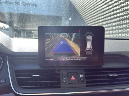 Used 2020 Audi Q5 2.0T Premium w/ Convenience Package image 20