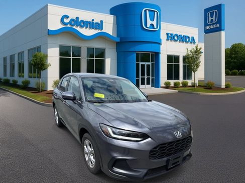 Used 2024 Honda HR-V LX image 9