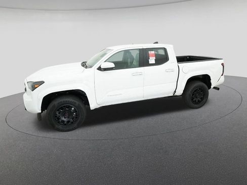 New 2025 Toyota Tacoma SR5 image 2