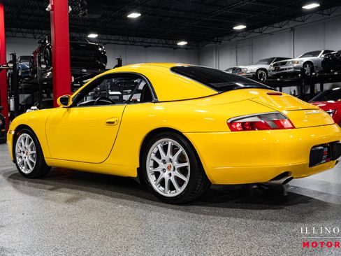 Used 2001 Porsche 911 Carrera 4 image 3