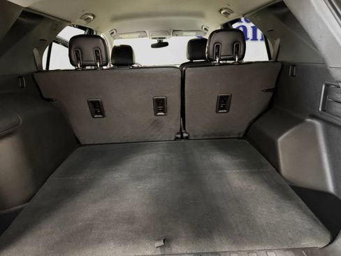 Used 2019 Chevrolet Equinox LT image 4