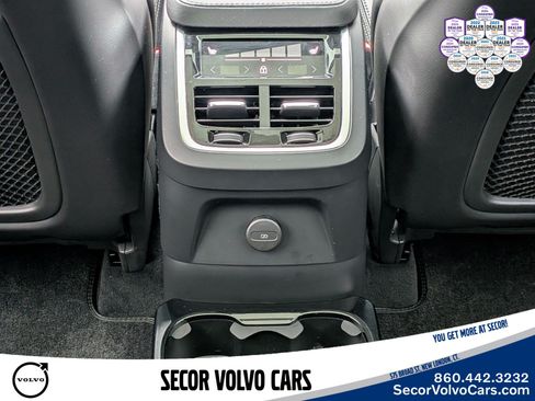 Certified 2024 Volvo XC90 T8 Ultimate AWD/4WD image 15