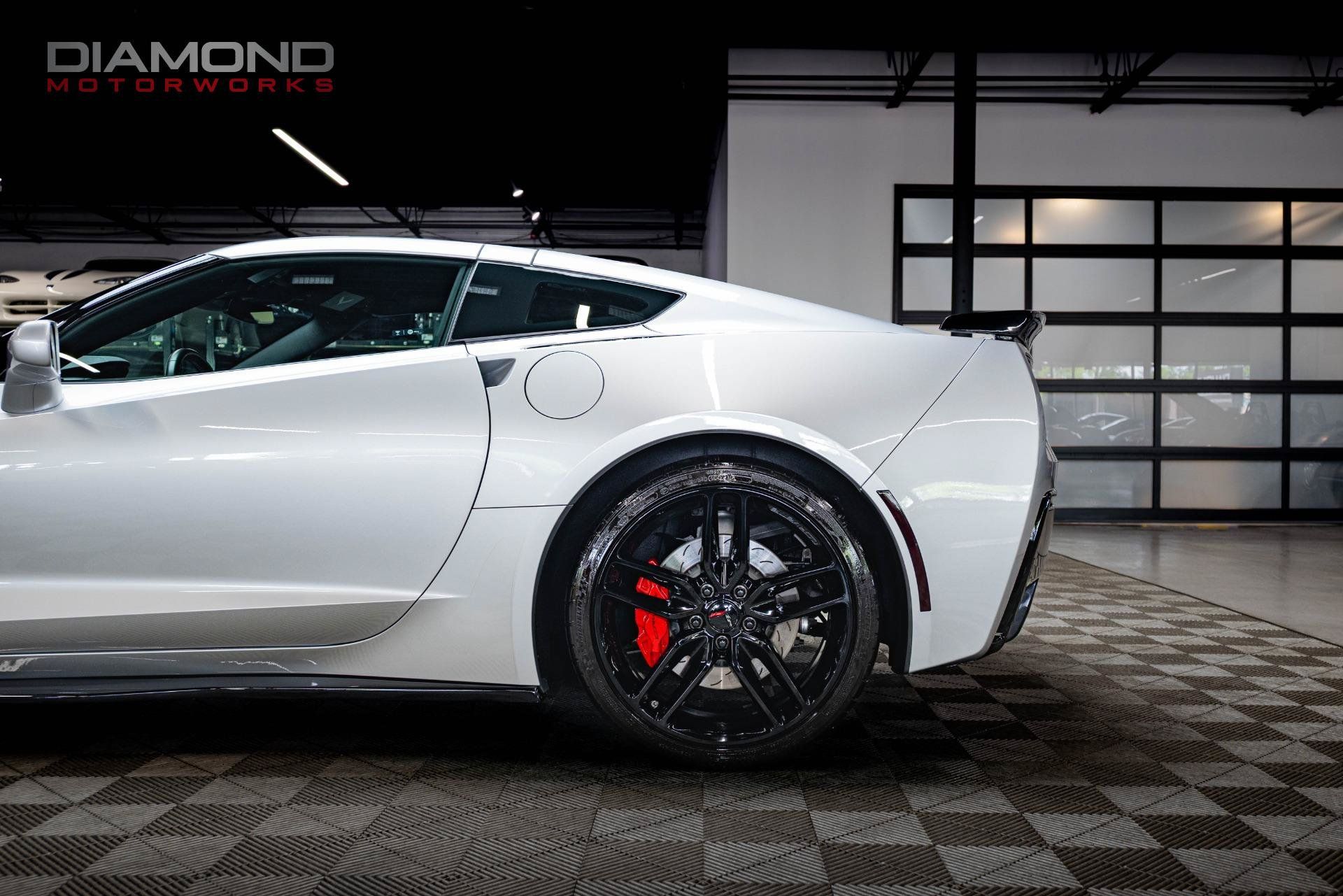 Used 2019 Chevrolet Corvette Stingray Coupe RWD image 10