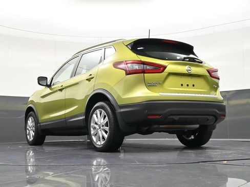 Used 2021 Nissan Rogue Sport SV FWD image 25