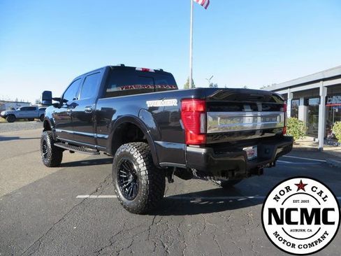 Used 2022 Ford F250 Platinum w/ Tremor Off-Road Package image 3