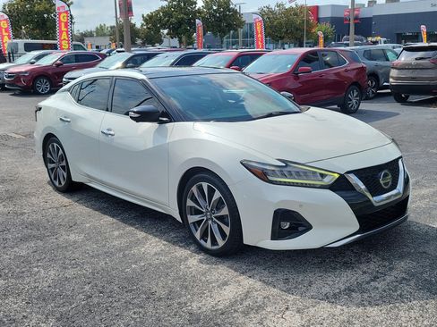 Used 2020 Nissan Maxima Platinum w/ Sport Mat Group FWD image 3