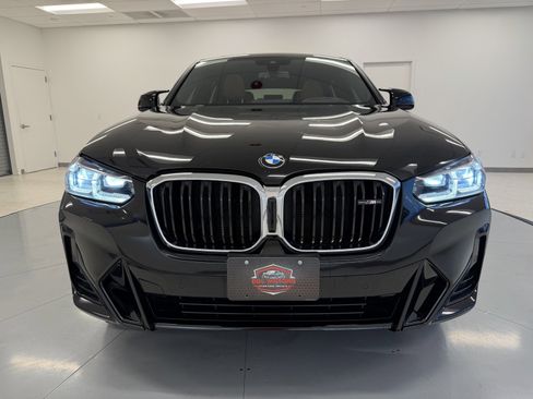 Used 2024 BMW X4 M40i w/ Premium Package image 2