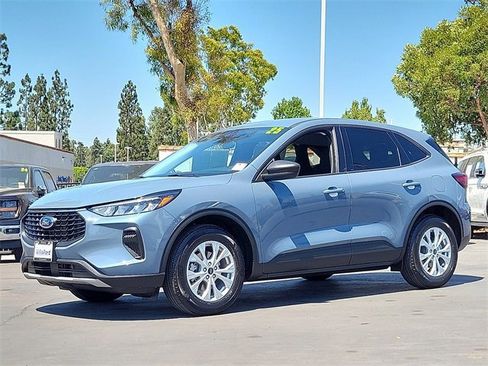 Used 2025 Ford Escape Active image 25