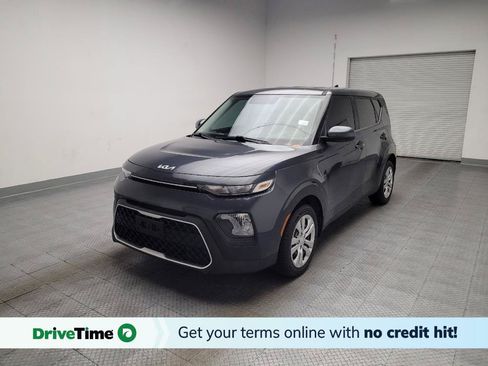 Used 2022 Kia Soul LX FWD image 1