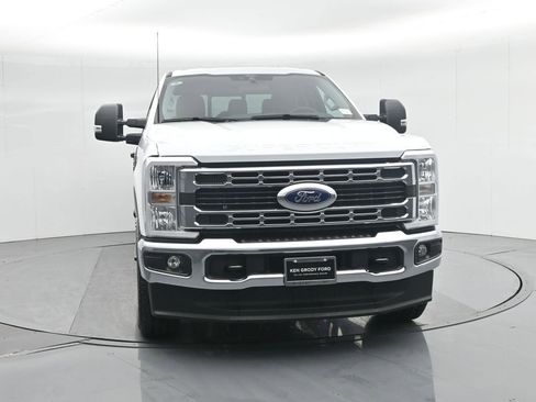 New 2026 Ford F350 XLT w/ FX4 Off-Road Package image 58