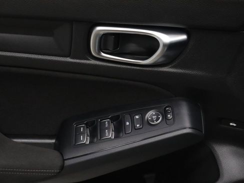 Used 2025 Honda Civic Sport image 19