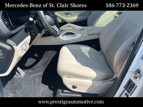 Used 2022 Mercedes-Benz GLS 450 4MATIC image 24