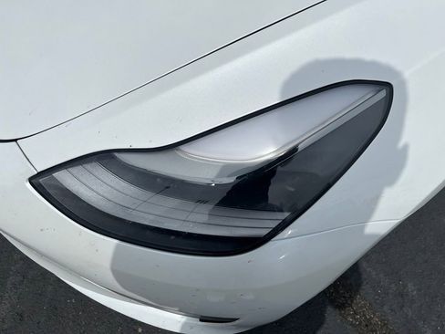 Used 2022 Tesla Model 3 Long Range AWD/4WD image 13