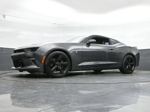 Used 2016 Chevrolet Camaro SS RWD image 46