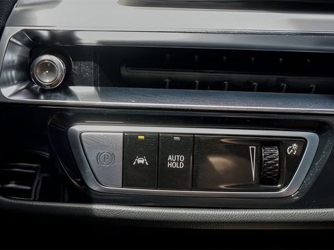 New 2026 Cadillac Lyriq Premium Luxury image 15