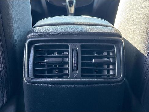 Used 2017 Nissan Rogue Sport S w/ S Appearance Package image 25