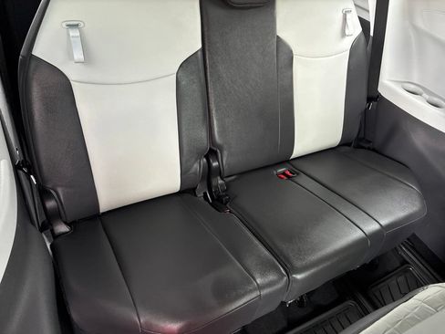 Used 2022 Toyota Sienna XSE w/ XSE Plus Package AWD/4WD image 52