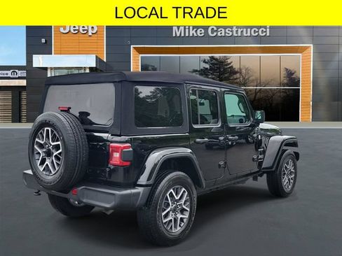 Used 2024 Jeep Wrangler Unlimited Sahara AWD/4WD image 4