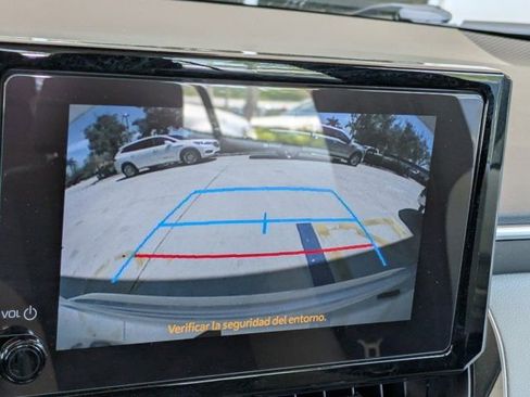 Used 2025 Toyota Corolla LE image 25